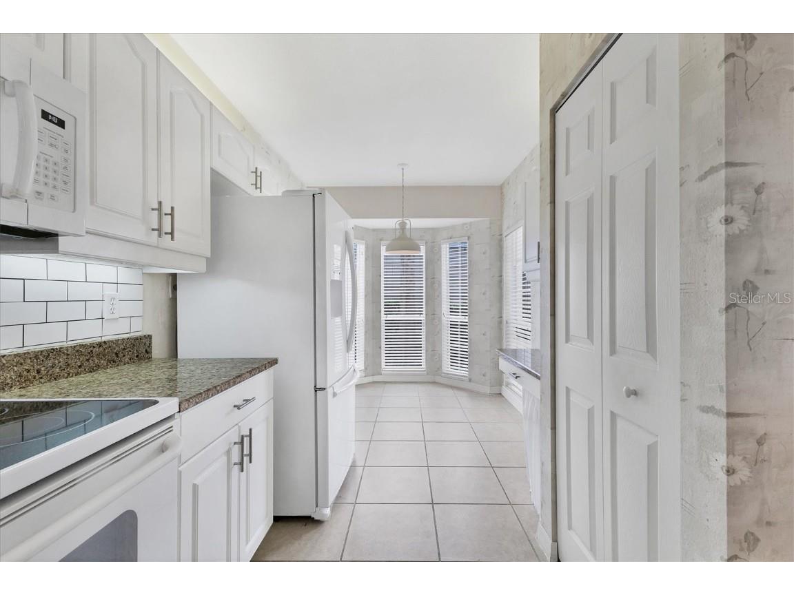 432 Sunset Lake Boulevard #102 Venice FL 34292 A4664009 image22