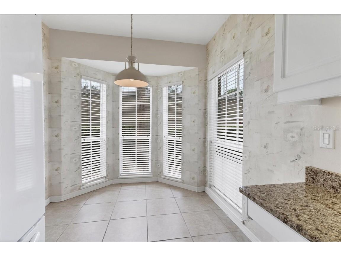 432 Sunset Lake Boulevard #102 Venice FL 34292 A4664009 image23