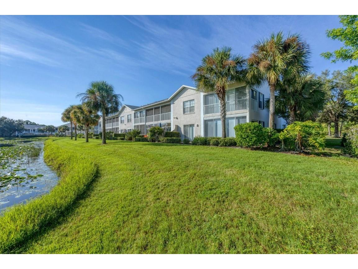 432 Sunset Lake Boulevard #102 Venice FL 34292 A4664009 image40
