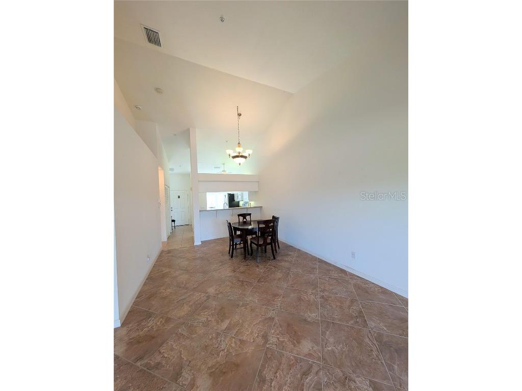 432 Sunset Lake Boulevard #205 Venice FL 34292 A4672597 image3