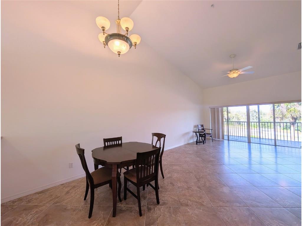 432 Sunset Lake Boulevard #205 Venice FL 34292 A4672597 image5