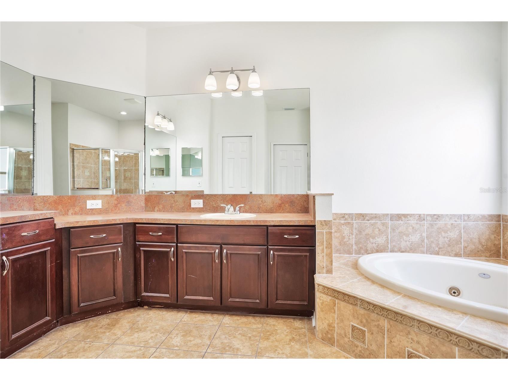432 York Dale Drive Ruskin FL 33570 O6409700 image25