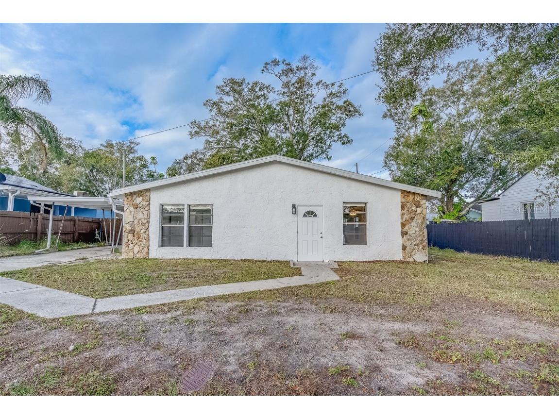 4320 44th Street N Saint Petersburg FL 33714 U8225433 image1