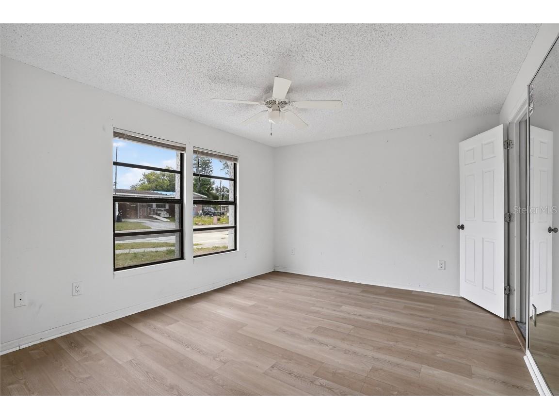 4320 44th Street N Saint Petersburg FL 33714 TB8456148 image13