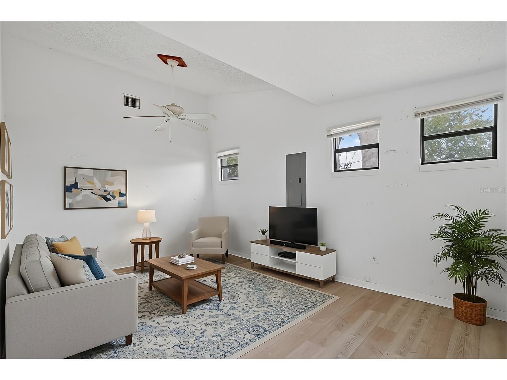 4320 44th Street N Saint Petersburg FL 33714 TB8514897 image11