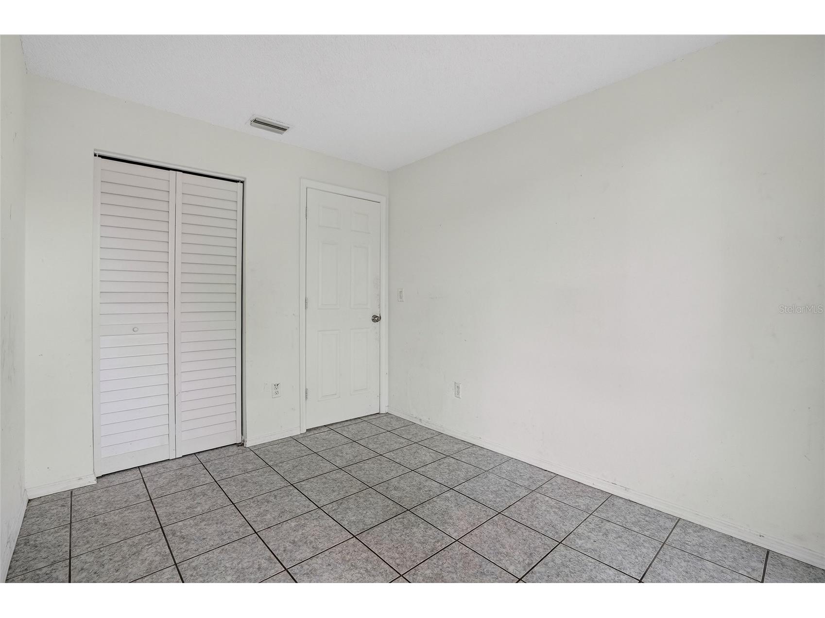 4320 44th Street N Saint Petersburg FL 33714 TB8514897 image22
