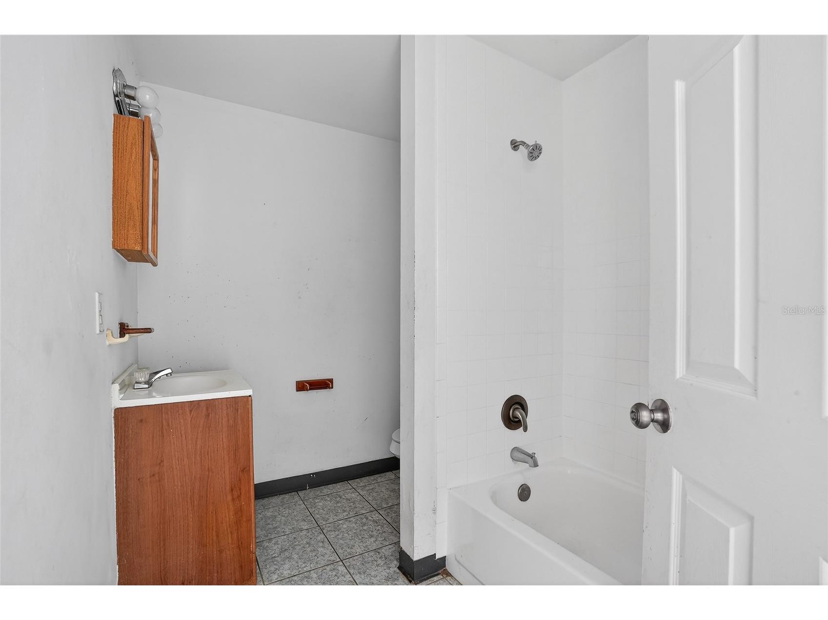 4320 44th Street N Saint Petersburg FL 33714 TB8514897 image23
