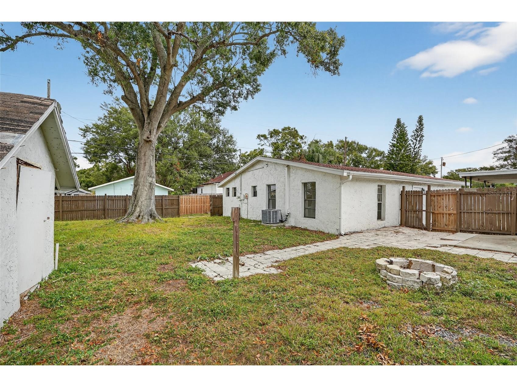 4320 44th Street N Saint Petersburg FL 33714 TB8514897 image27