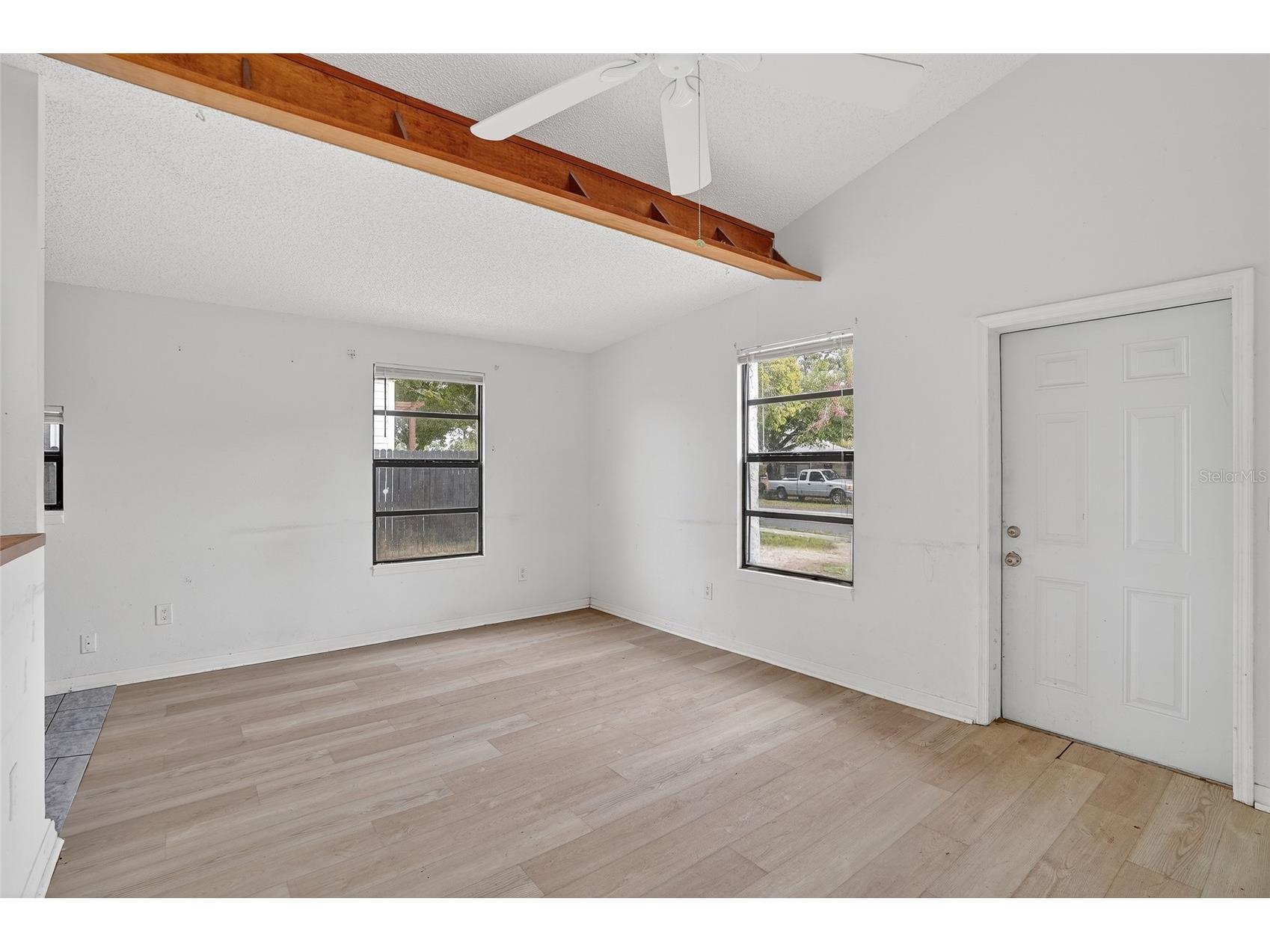 4320 44th Street N Saint Petersburg FL 33714 TB8514897 image6