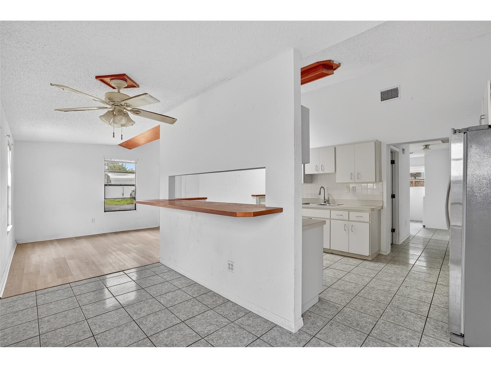 4320 44th Street N Saint Petersburg FL 33714 TB8514897 image9