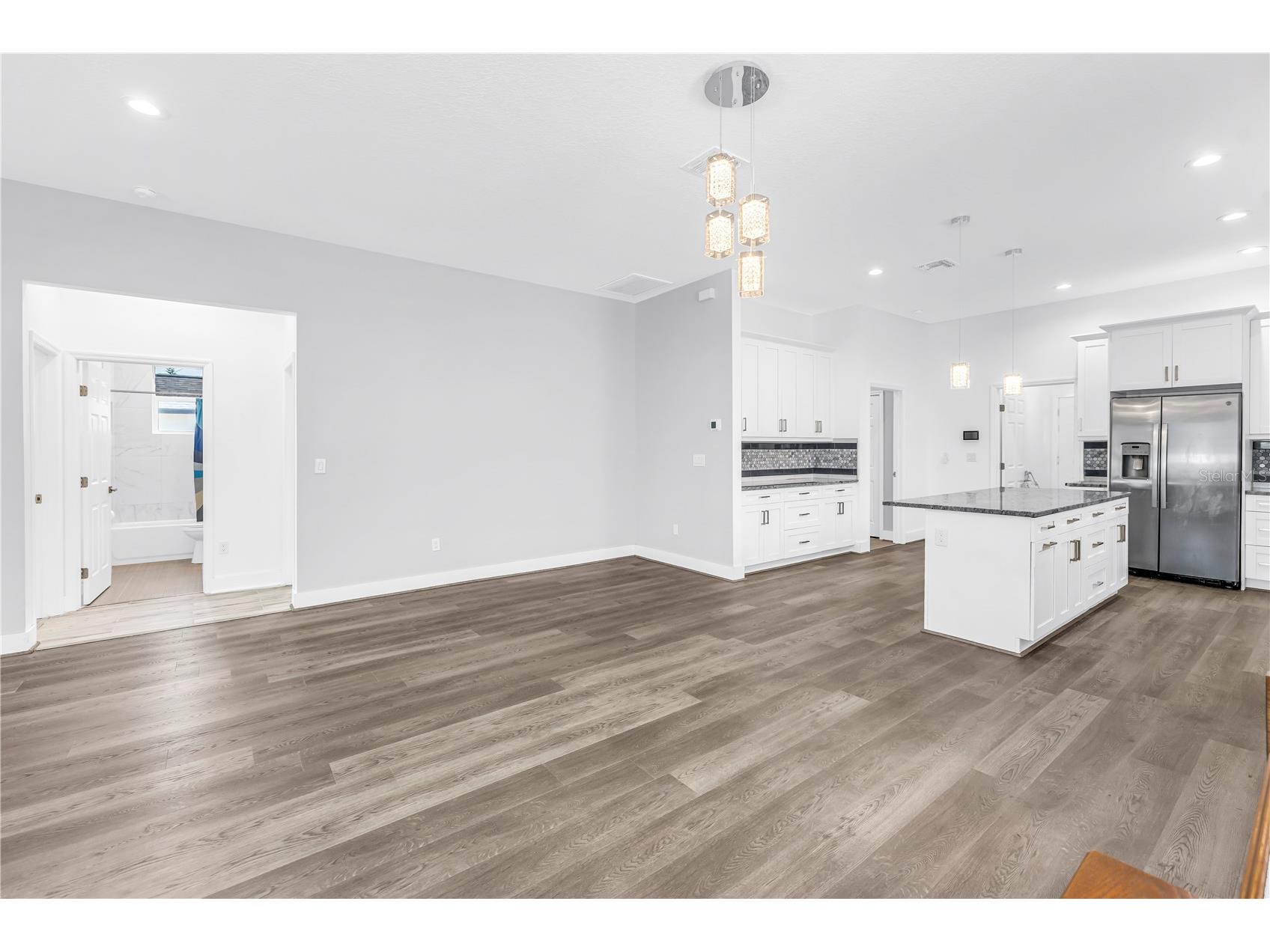 4320 56th Avenue N Saint Petersburg FL 33714 TB8487025 image12