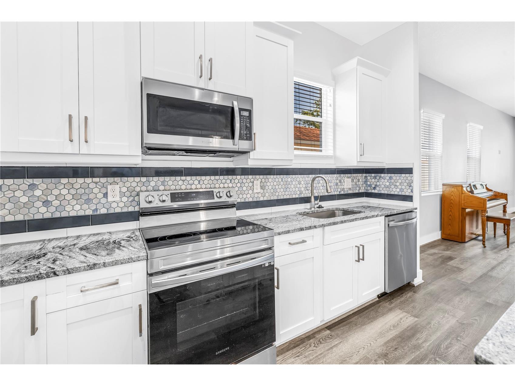 4320 56th Avenue N Saint Petersburg FL 33714 TB8487025 image16