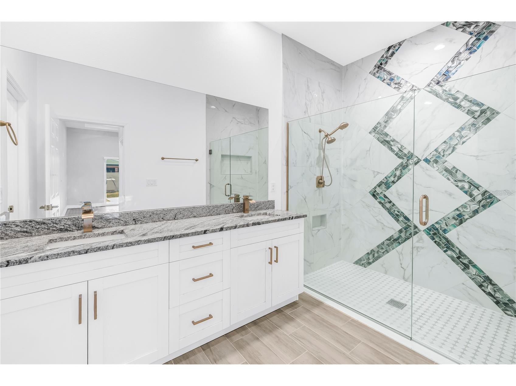 4320 56th Avenue N Saint Petersburg FL 33714 TB8487025 image24