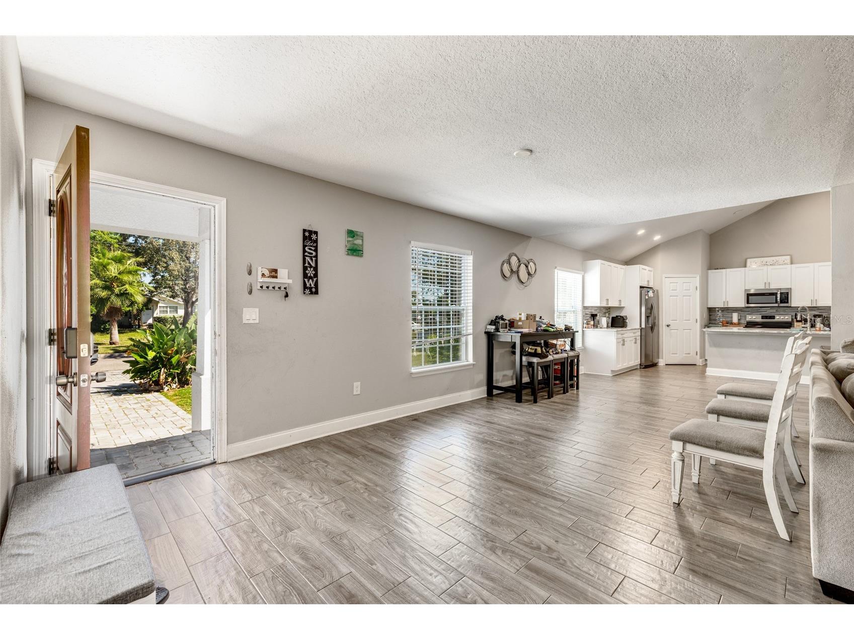 4320 8th Avenue N Saint Petersburg FL 33713 TB8430747 image5