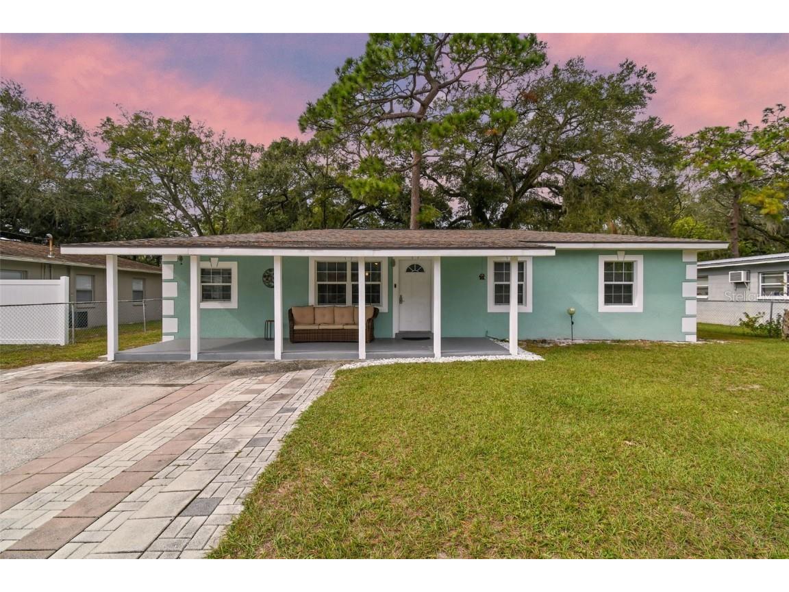 4320 Berkley Drive Tampa FL 33610 U8182896 image1