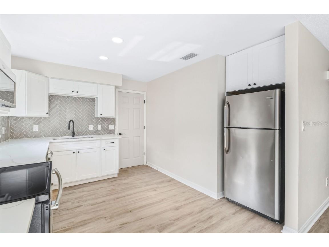 4320 Carousel Road Orlando FL 32808 O6364871 image4