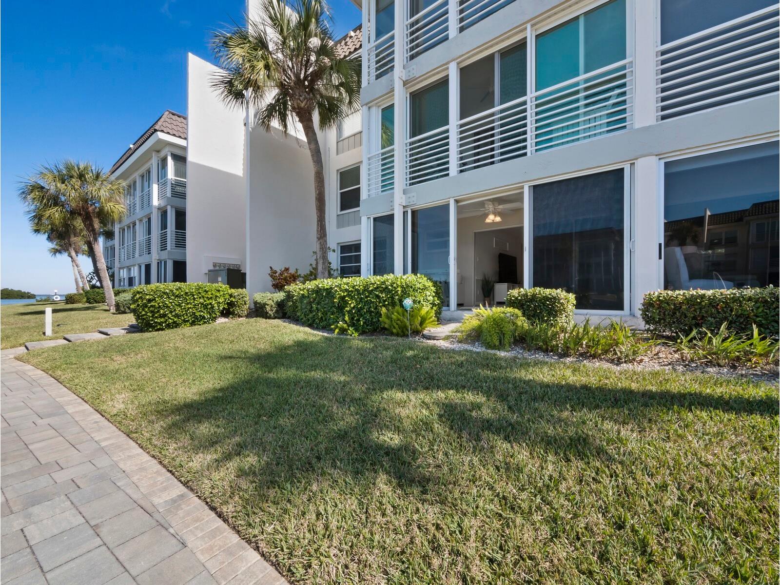4320 Falmouth Drive #103 Longboat Key FL 34228 - INTRACOASTAL WATERWAY A4681530 image20