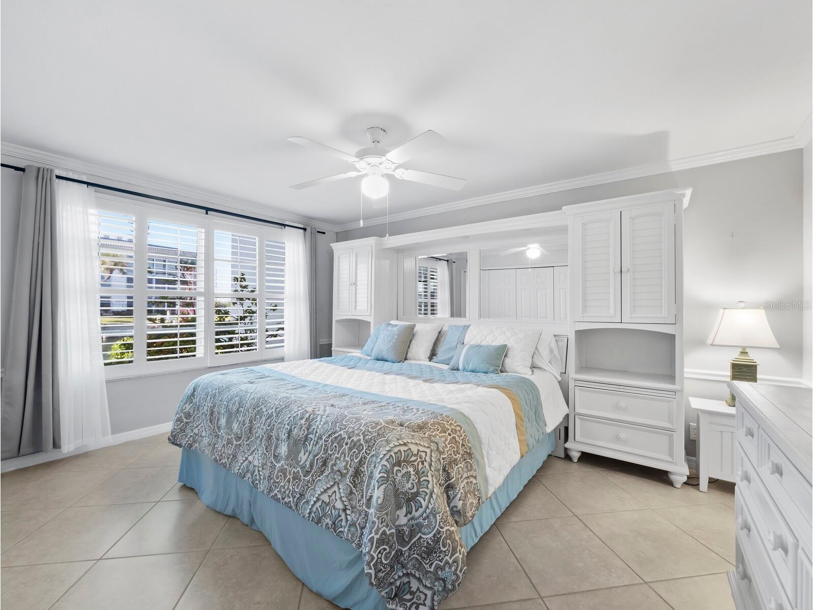 4320 Falmouth Drive #103 Longboat Key FL 34228 - INTRACOASTAL WATERWAY A4681530 image25