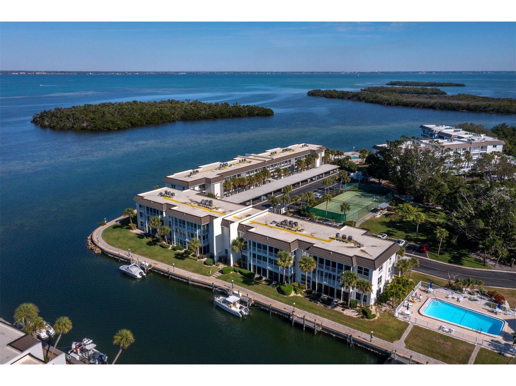 4320 Falmouth Drive #103 Longboat Key FL 34228 - INTRACOASTAL WATERWAY A4681530 image30