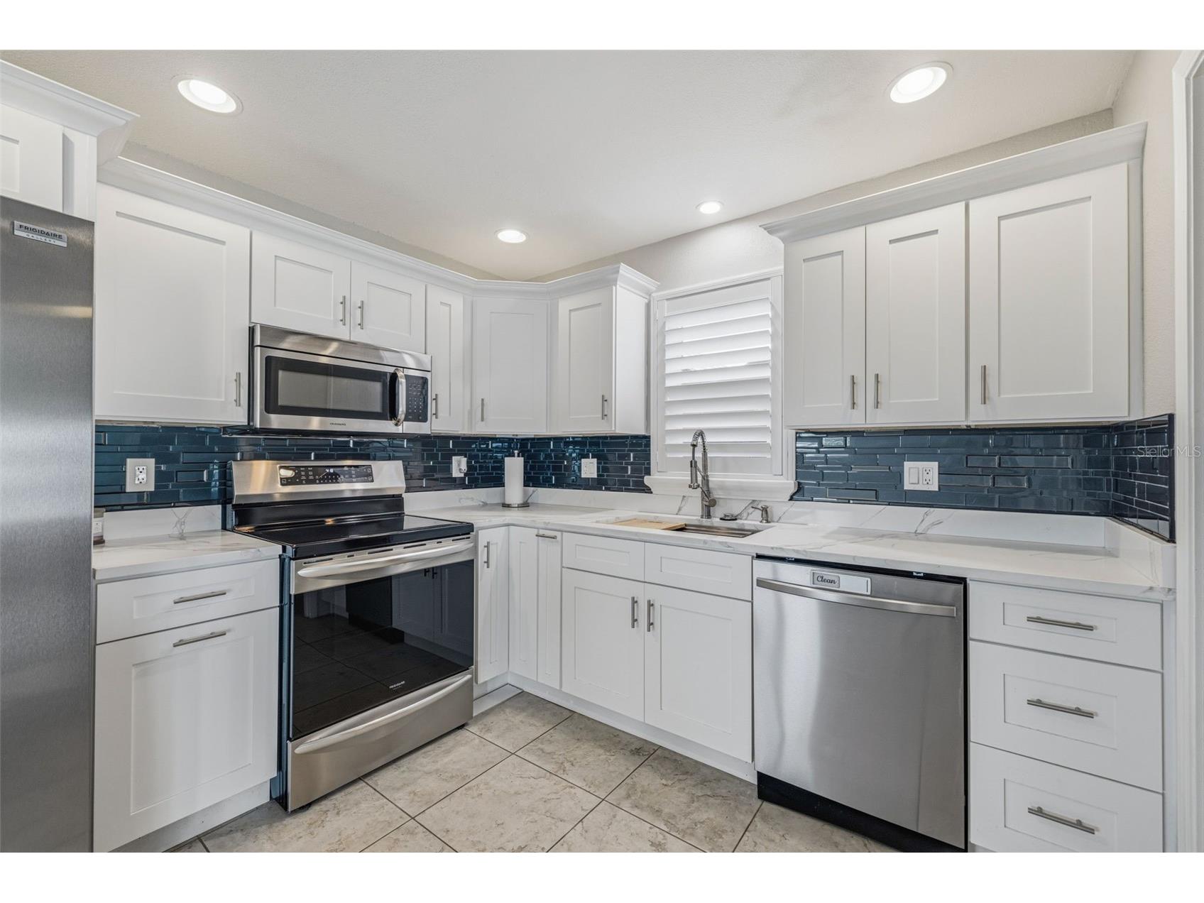4320 Floramar Terrace New Port Richey FL 34652 TB8526465 image11