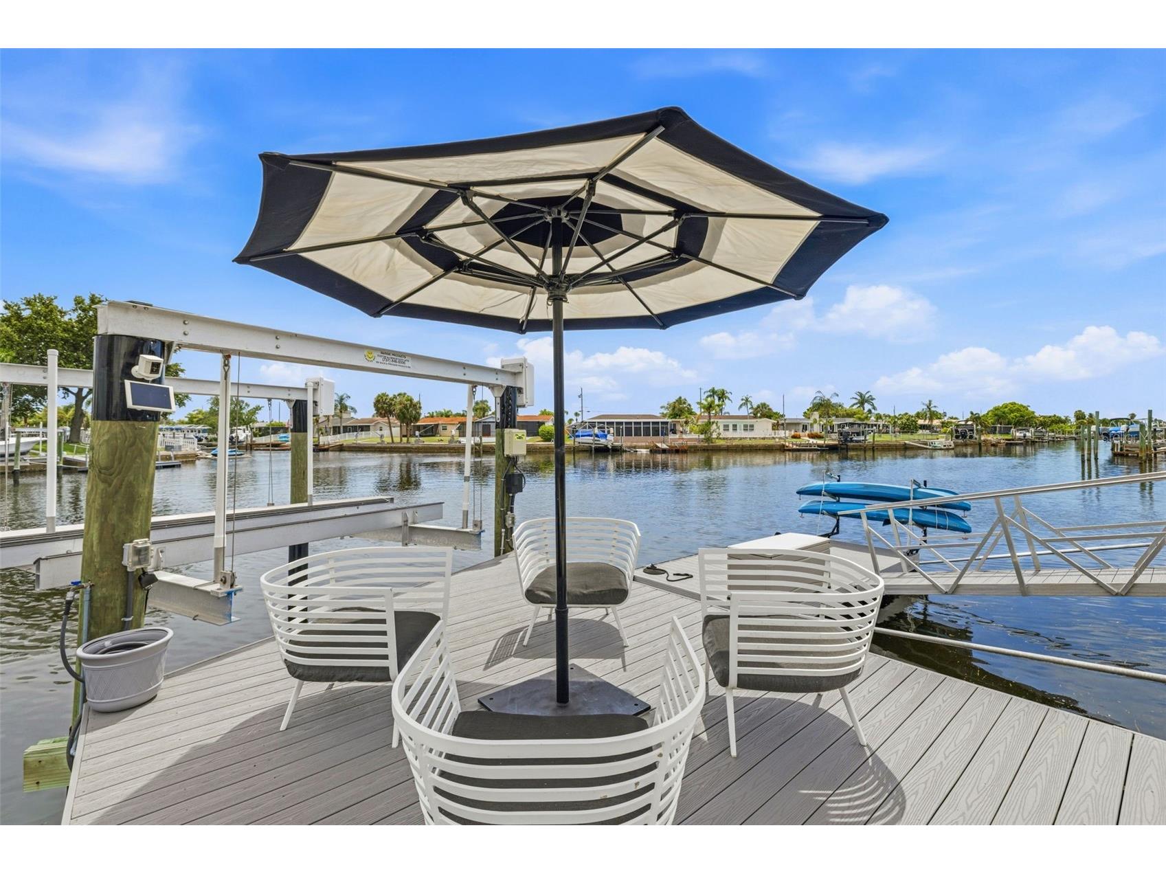 4320 Floramar Terrace New Port Richey FL 34652 TB8526465 image34