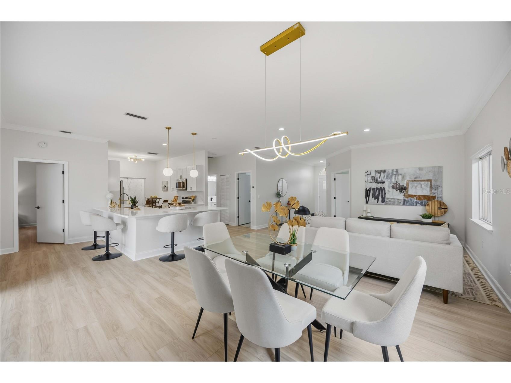 4320 Marcott Circle Sarasota FL 34233 A4697434 image16