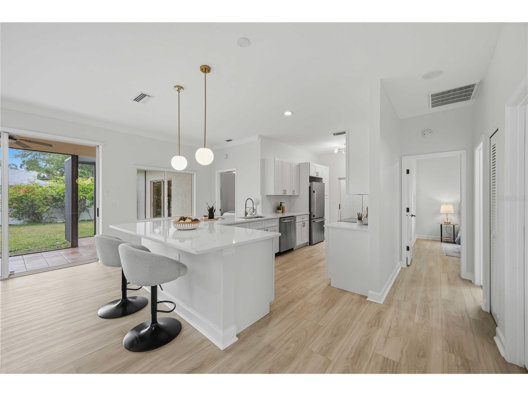 4320 Marcott Circle Sarasota FL 34233 A4697434 image22