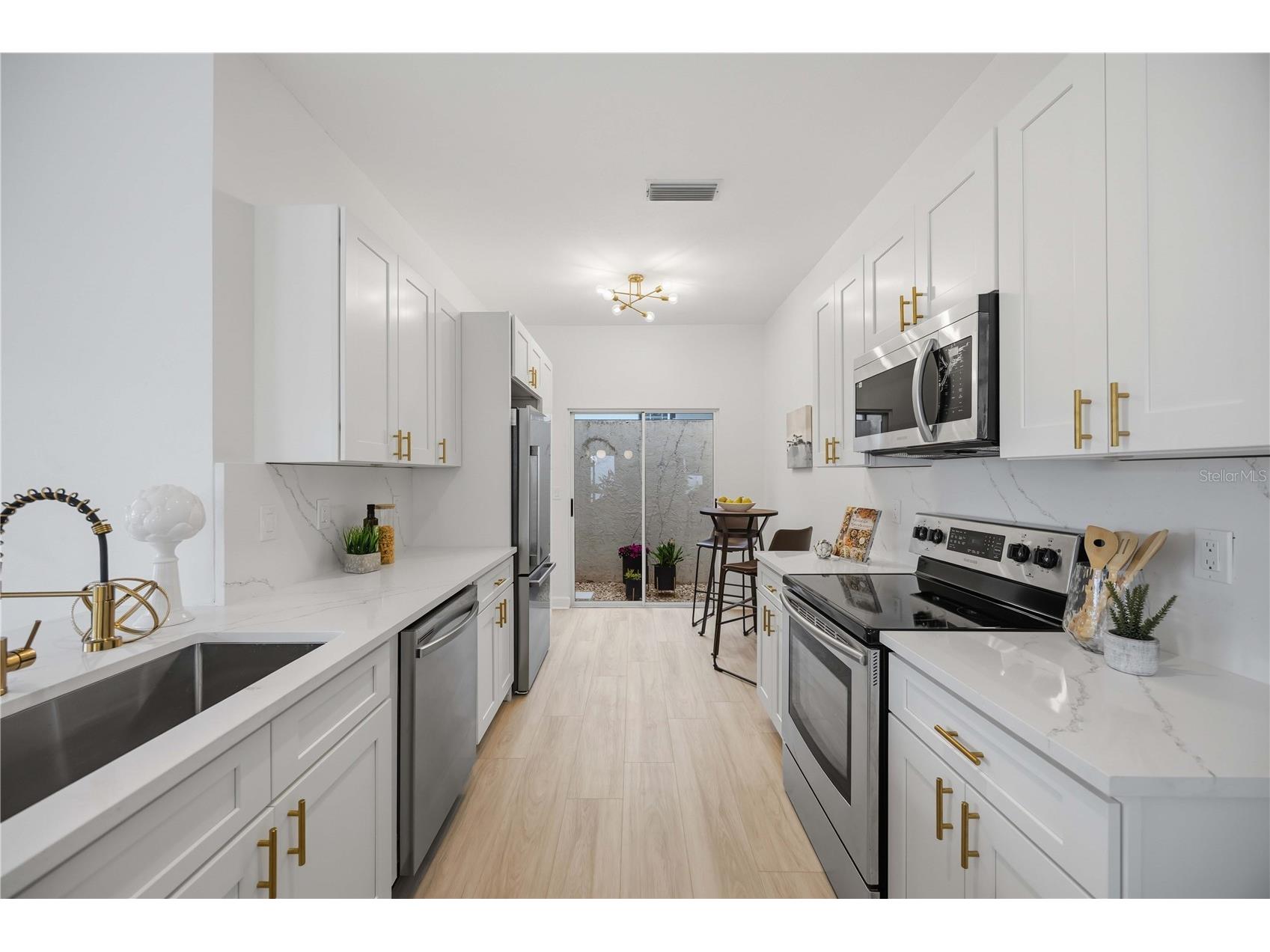 4320 Marcott Circle Sarasota FL 34233 A4697434 image23