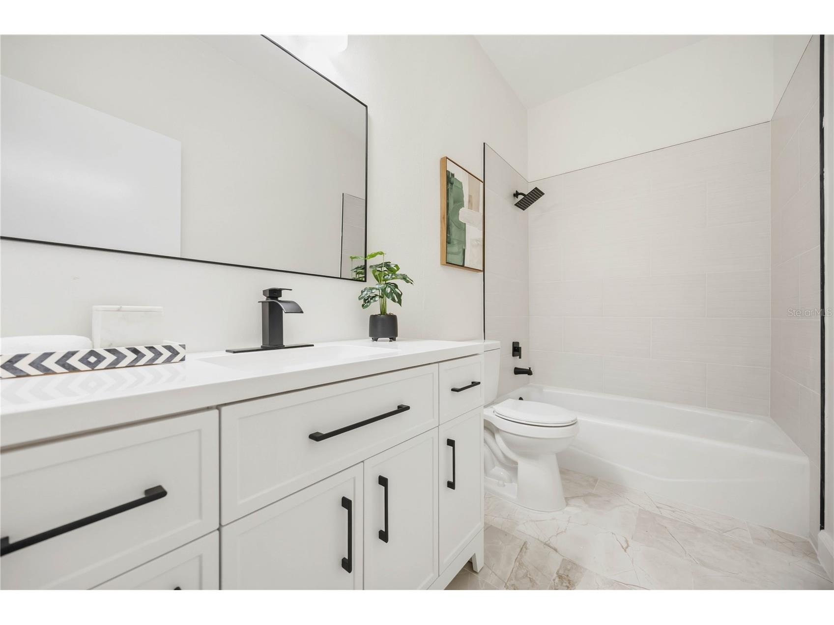 4320 Marcott Circle Sarasota FL 34233 A4697434 image34