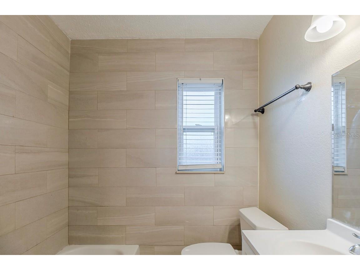 4320 Meadowbrook Avenue Orlando FL 32808 O6290370 image19