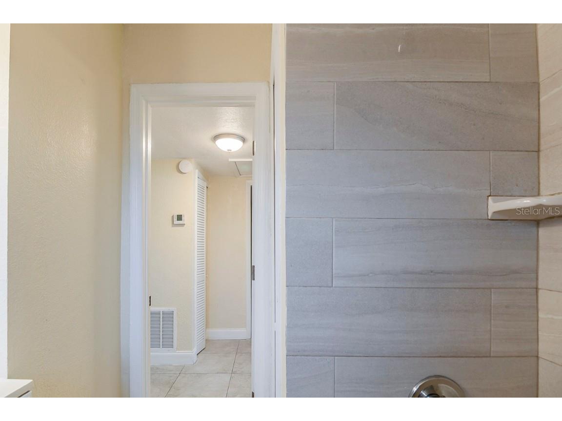 4320 Meadowbrook Avenue Orlando FL 32808 O6290370 image20