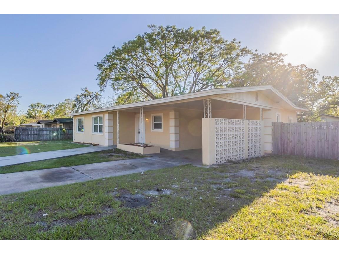 4320 Meadowbrook Avenue Orlando FL 32808 O6290370 image3