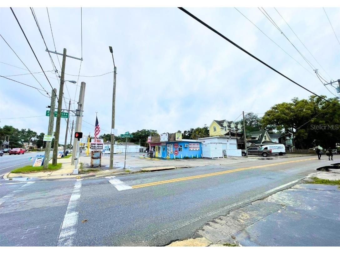 4320 N Nebraska Avenue Tampa FL 33603 TB8411513 image5