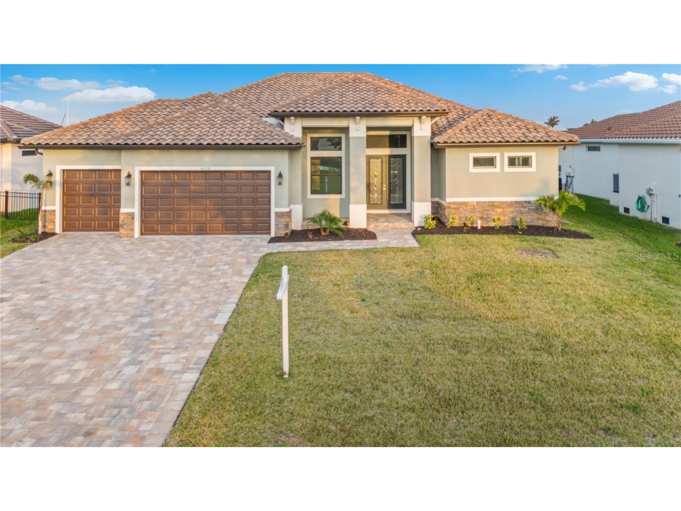 4320 Vasco Street Punta Gorda FL 33950 - TARPON CANAL C7505376 image1