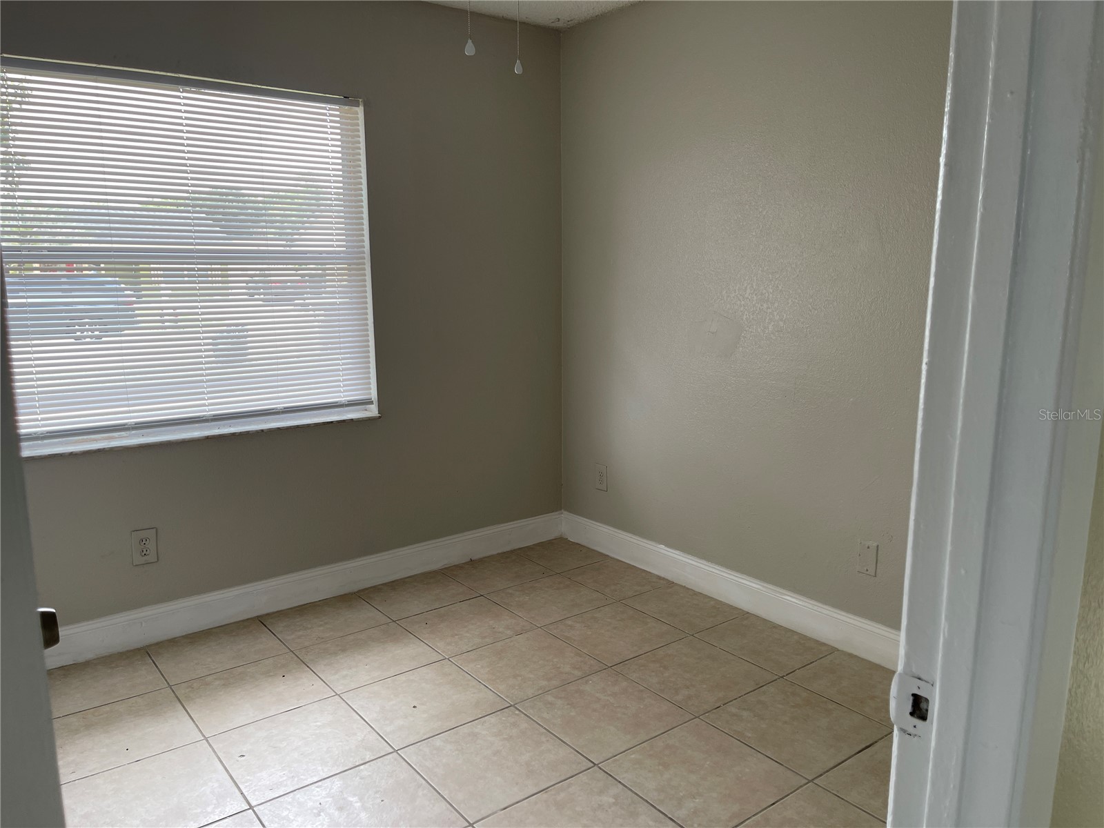 4321 Chateau Road Orlando FL 32808 O6415506 image17