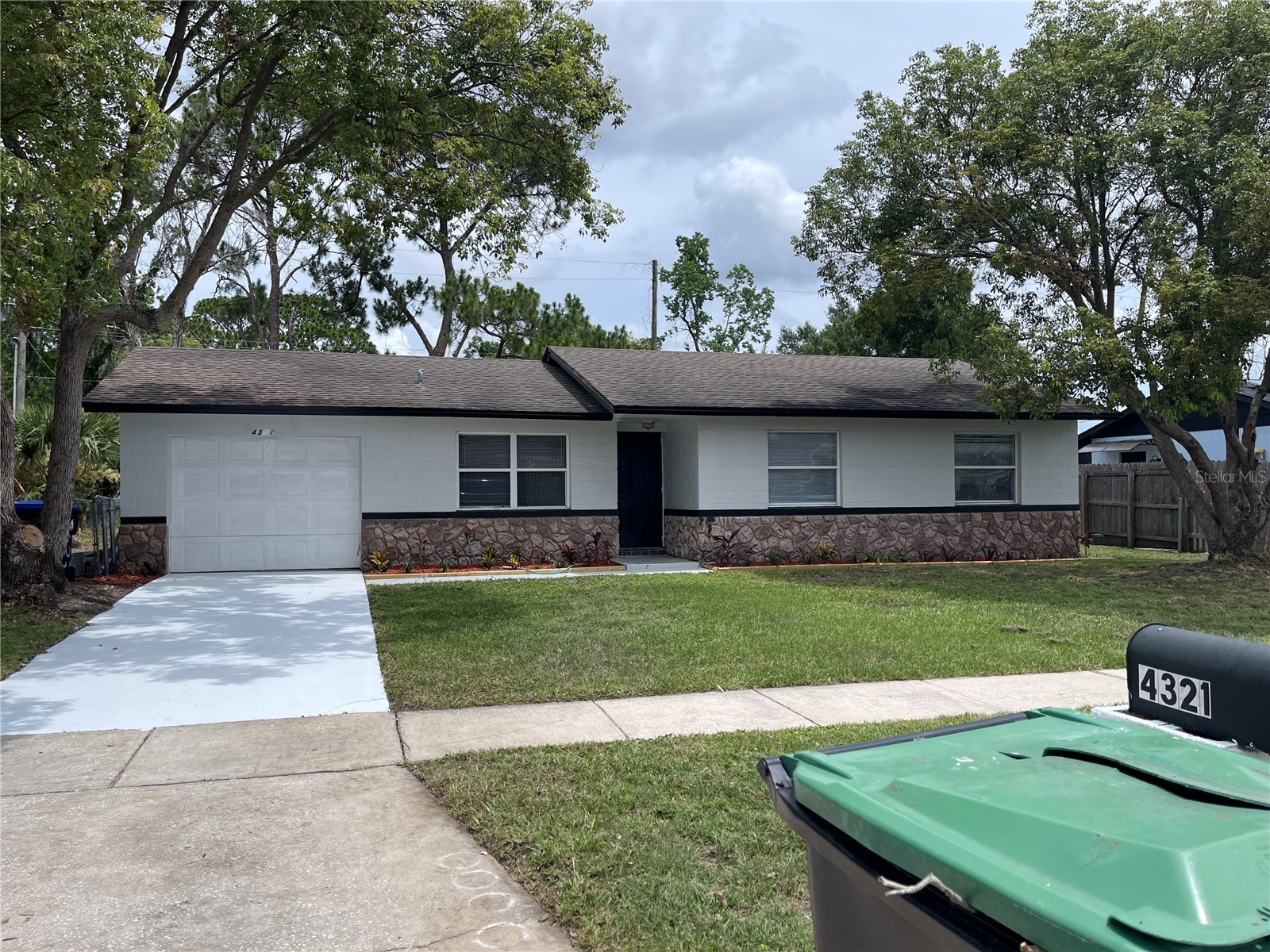 4321 Chateau Road Orlando FL 32808 O6415506 image2