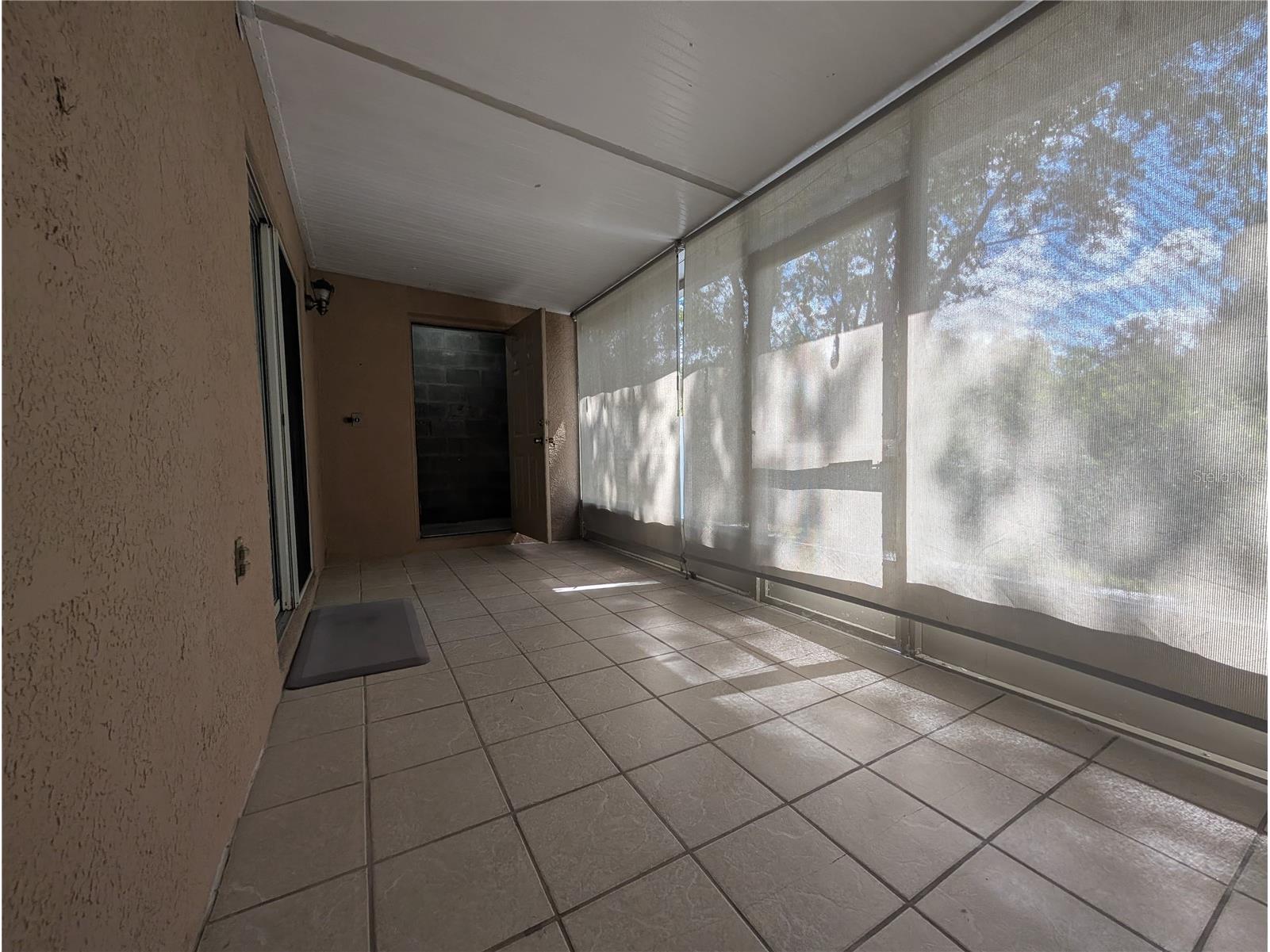 4321 Deermont Circle Tampa FL 33624 TB8468422 image35