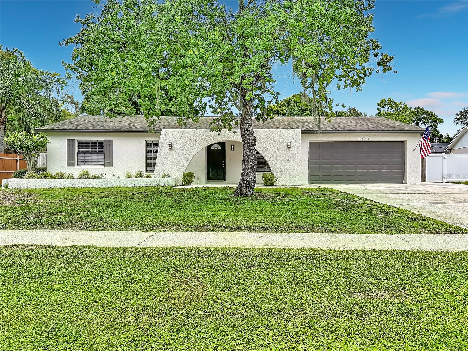 4321 Foxglen Lane Tampa FL 33624 TB8514959 image1
