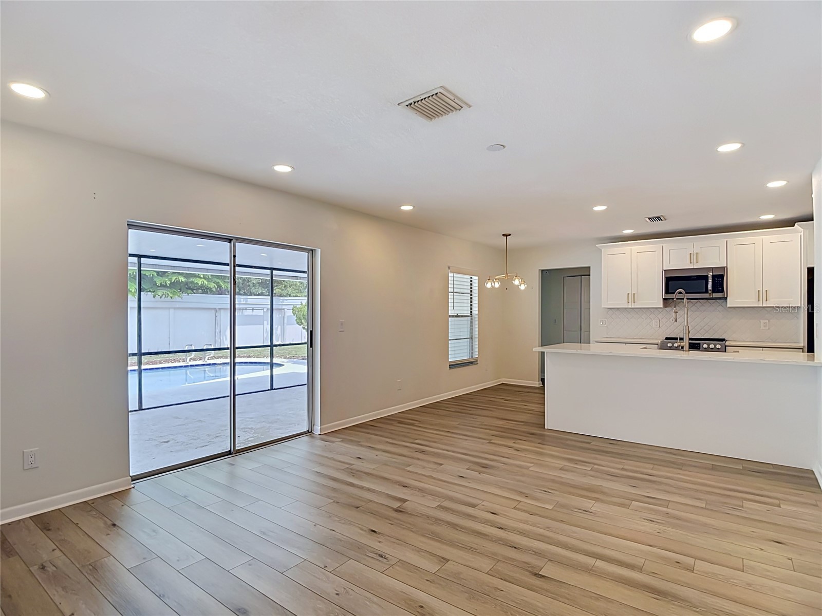 4321 Foxglen Lane Tampa FL 33624 TB8514959 image29