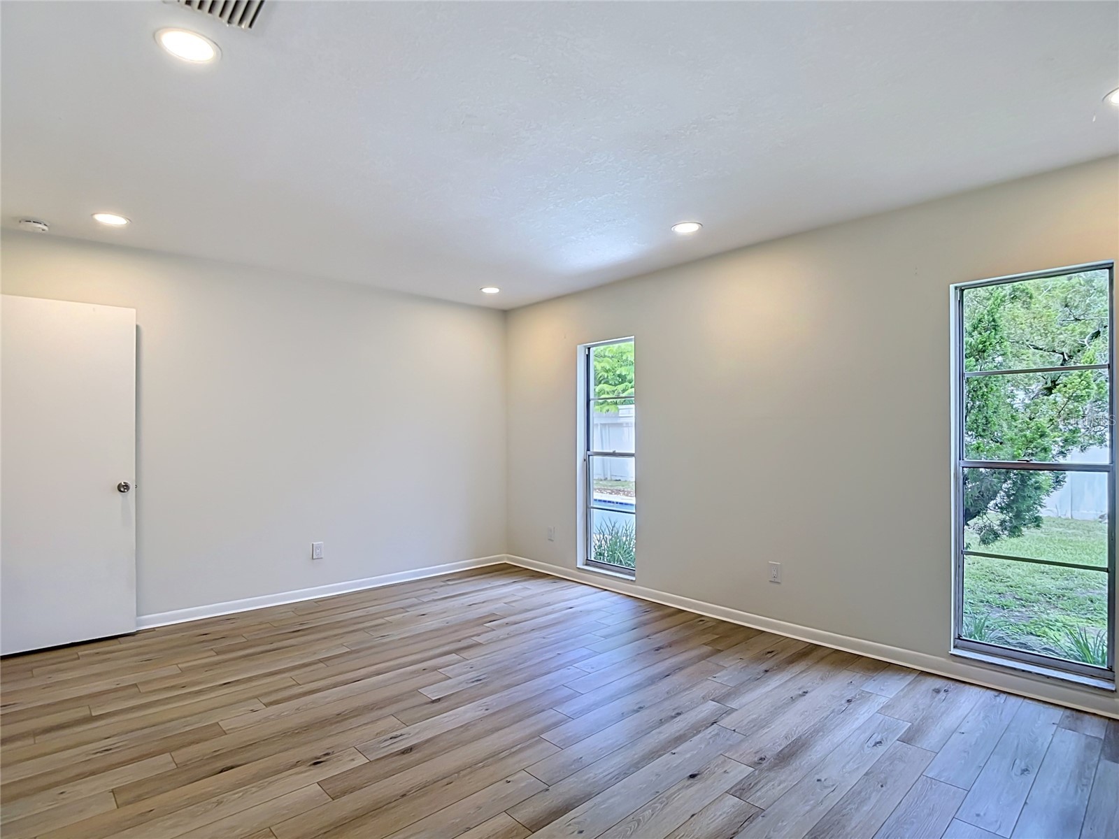 4321 Foxglen Lane Tampa FL 33624 TB8514959 image34