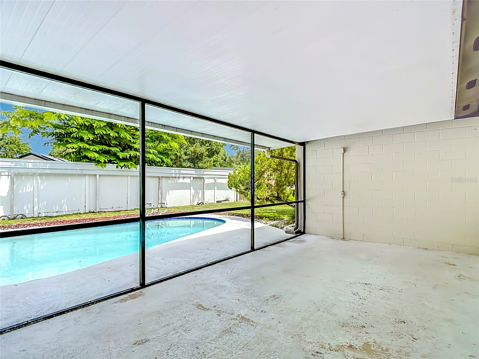 4321 Foxglen Lane Tampa FL 33624 TB8514959 image56
