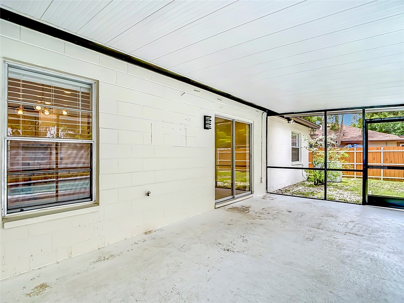 4321 Foxglen Lane Tampa FL 33624 TB8514959 image58