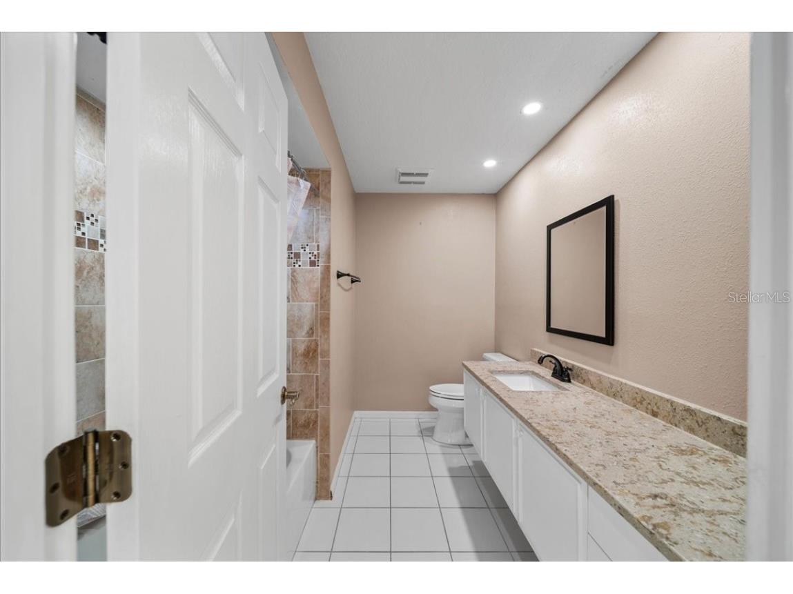 4321 Presidential Avenue Circle E Bradenton FL 34203 A4665407 image16