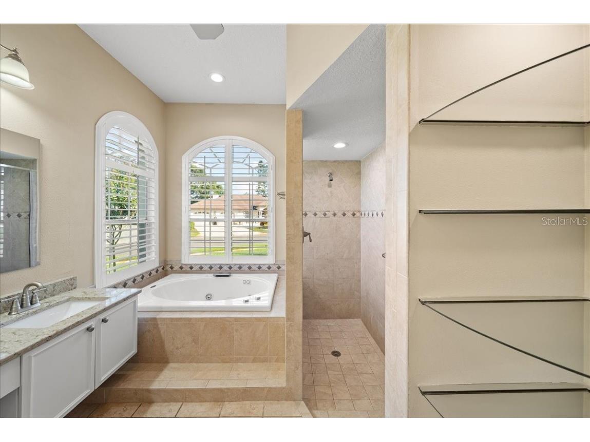 4321 Presidential Avenue Circle E Bradenton FL 34203 A4665407 image28