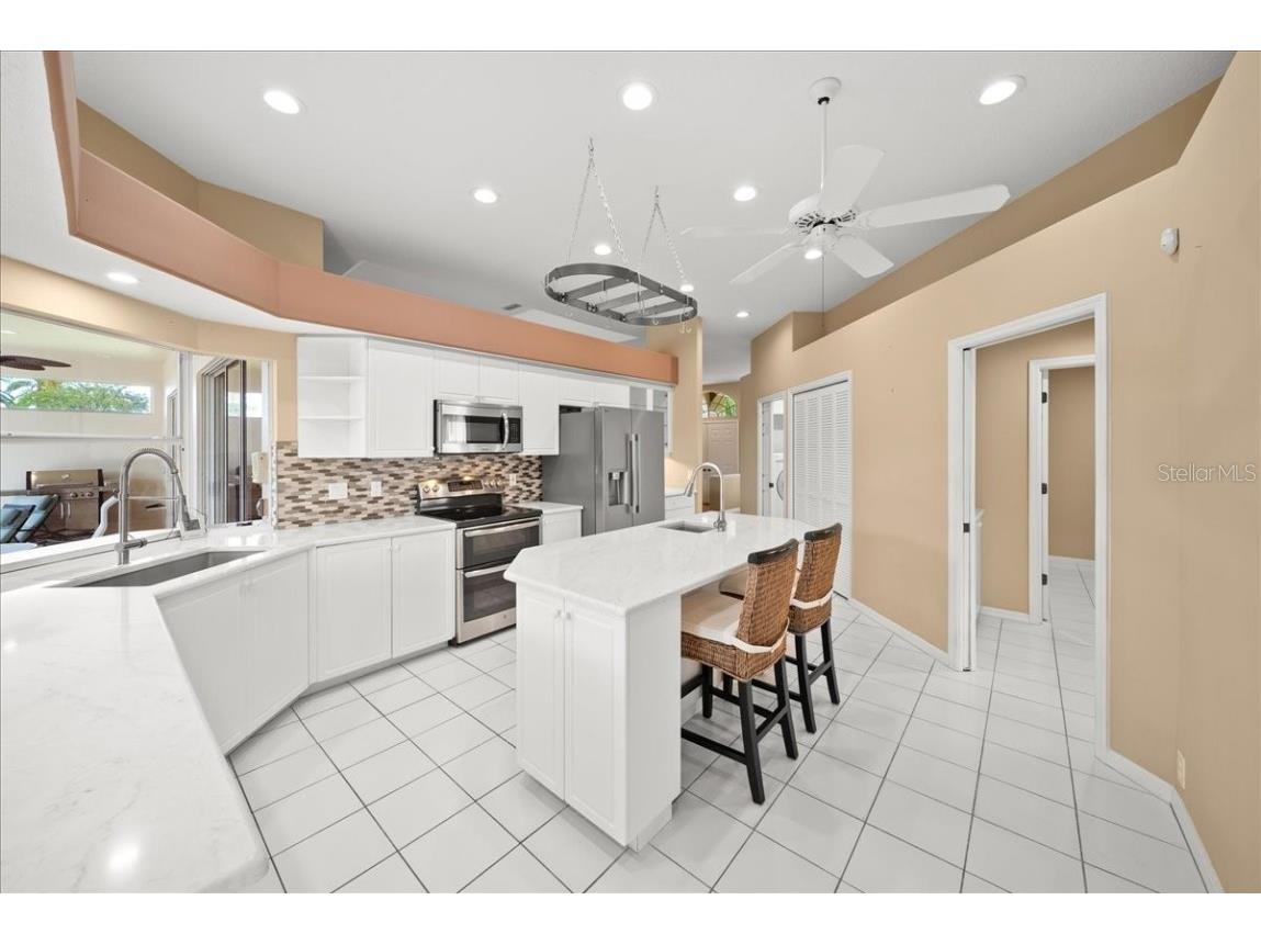 4321 Presidential Avenue Circle E Bradenton FL 34203 A4665407 image8