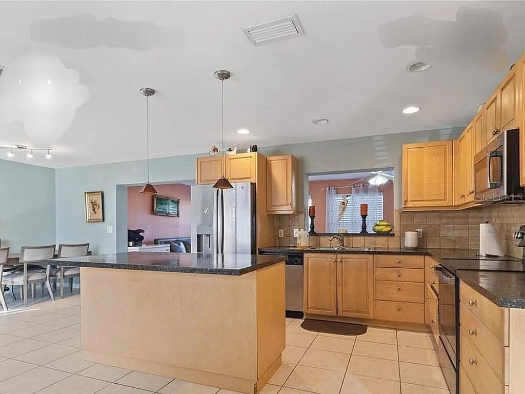 4321 S Lockwood Ridge Road Sarasota FL 34231 O6405845 image7