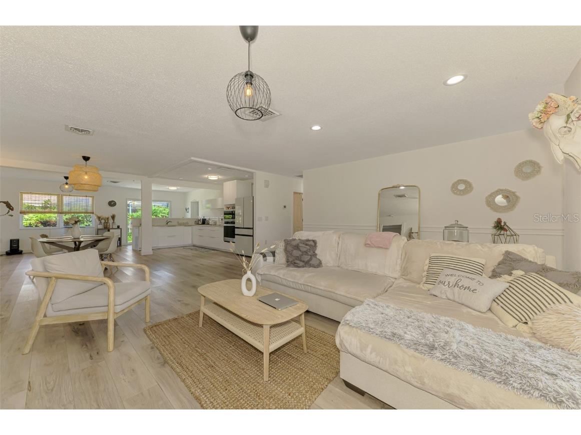 4321 Shamrock Drive Venice FL 34293 N6141275 image3