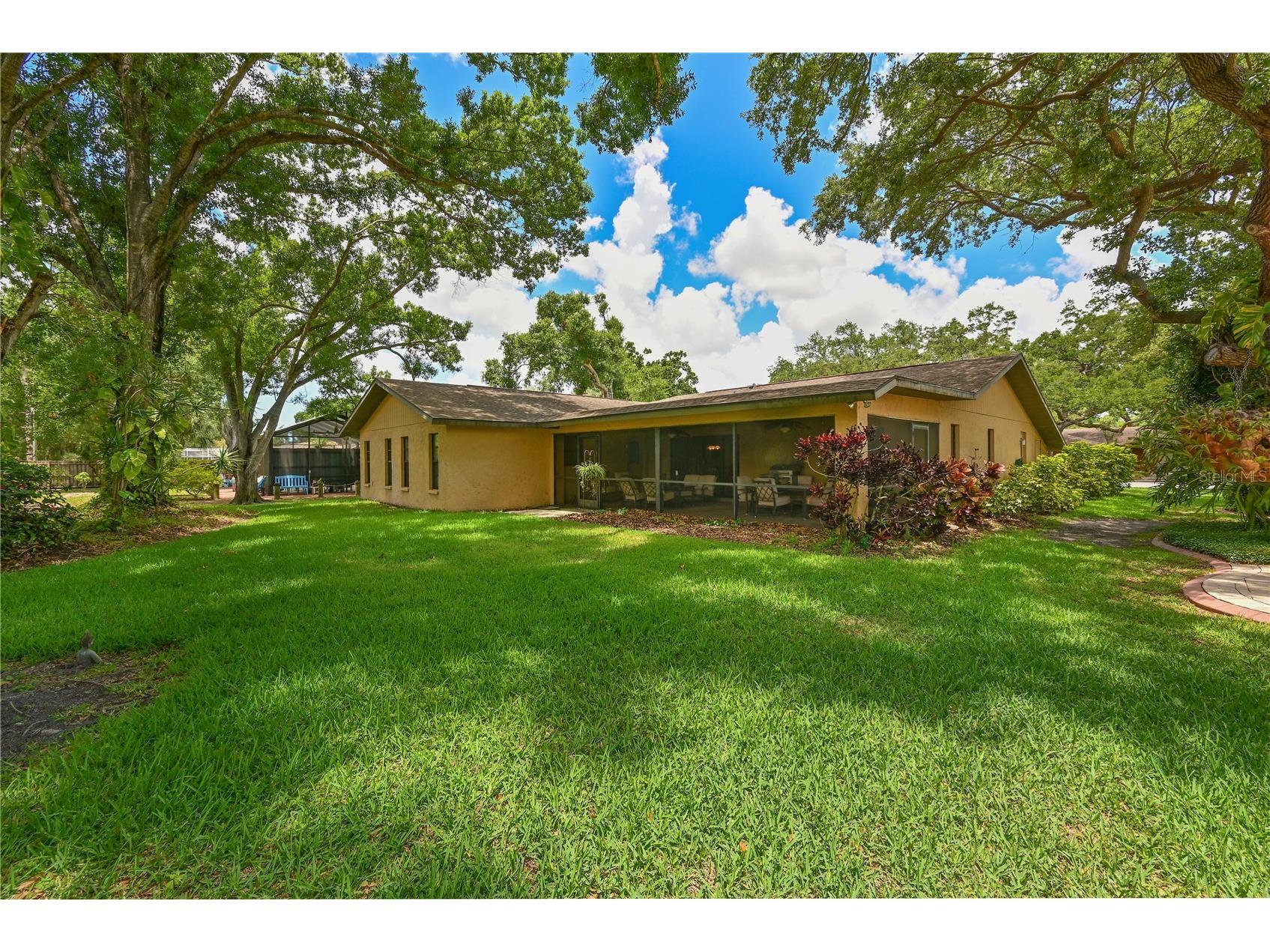 4322 Pasadena Court Sarasota FL 34233 A4694489 image25