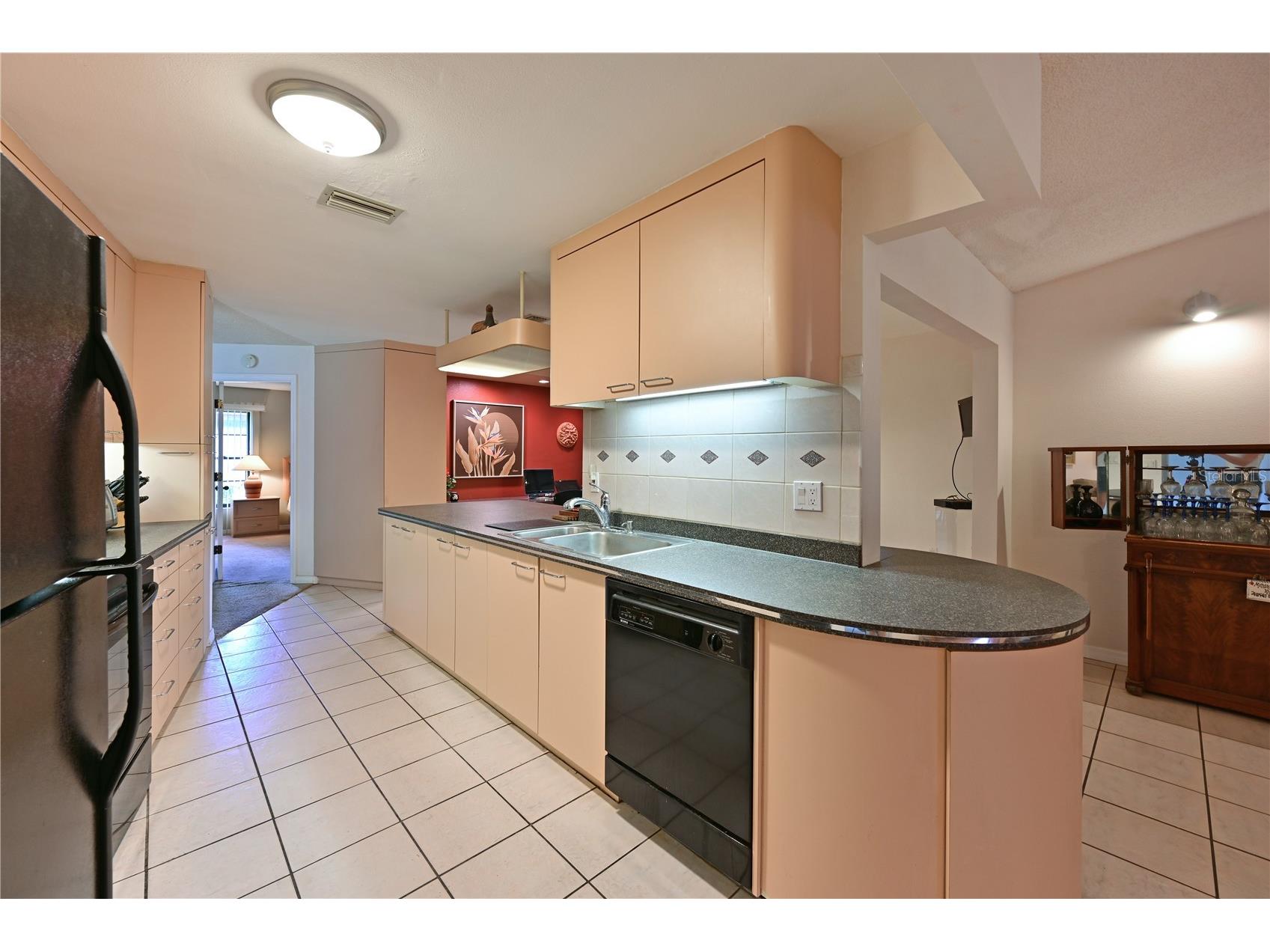 4322 Pasadena Court Sarasota FL 34233 A4694489 image8
