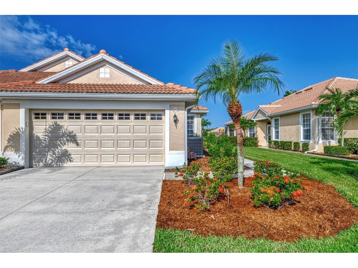 4322 Whispering Oaks Drive North Port FL 34287 N6134145 image1